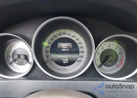 2014 Mercedes-Benz C 250 Luxury/Sport z USA, uszkodzony, nr VIN WDDGF4HBXEA959861